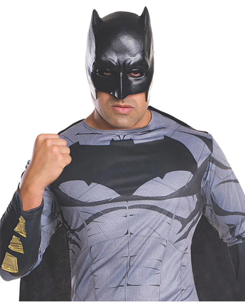 Batman Dawn Of Justice Mens Shirt and Mask Kit