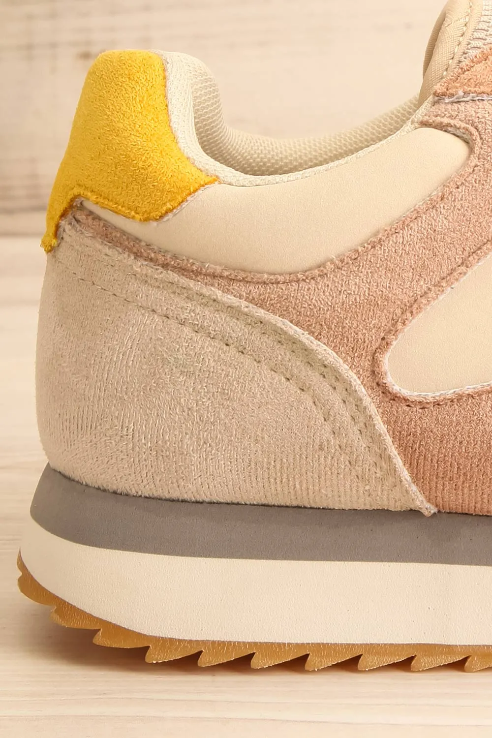 Cosmo | Multicoloured Lace-Up Sneakers