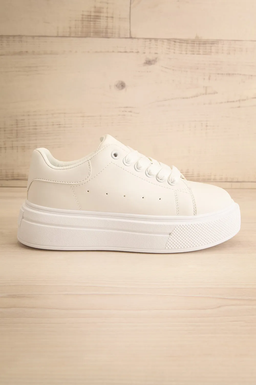 Gernade | White Lace-Up Sneakers