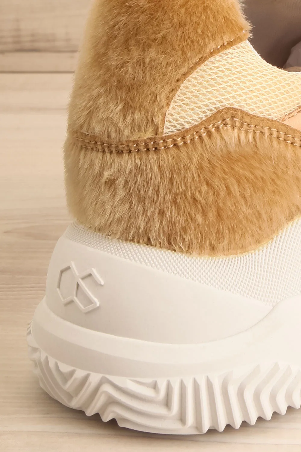 Hevye | Beige Lace-Up Sneakers w/ Faux-Fur Detail