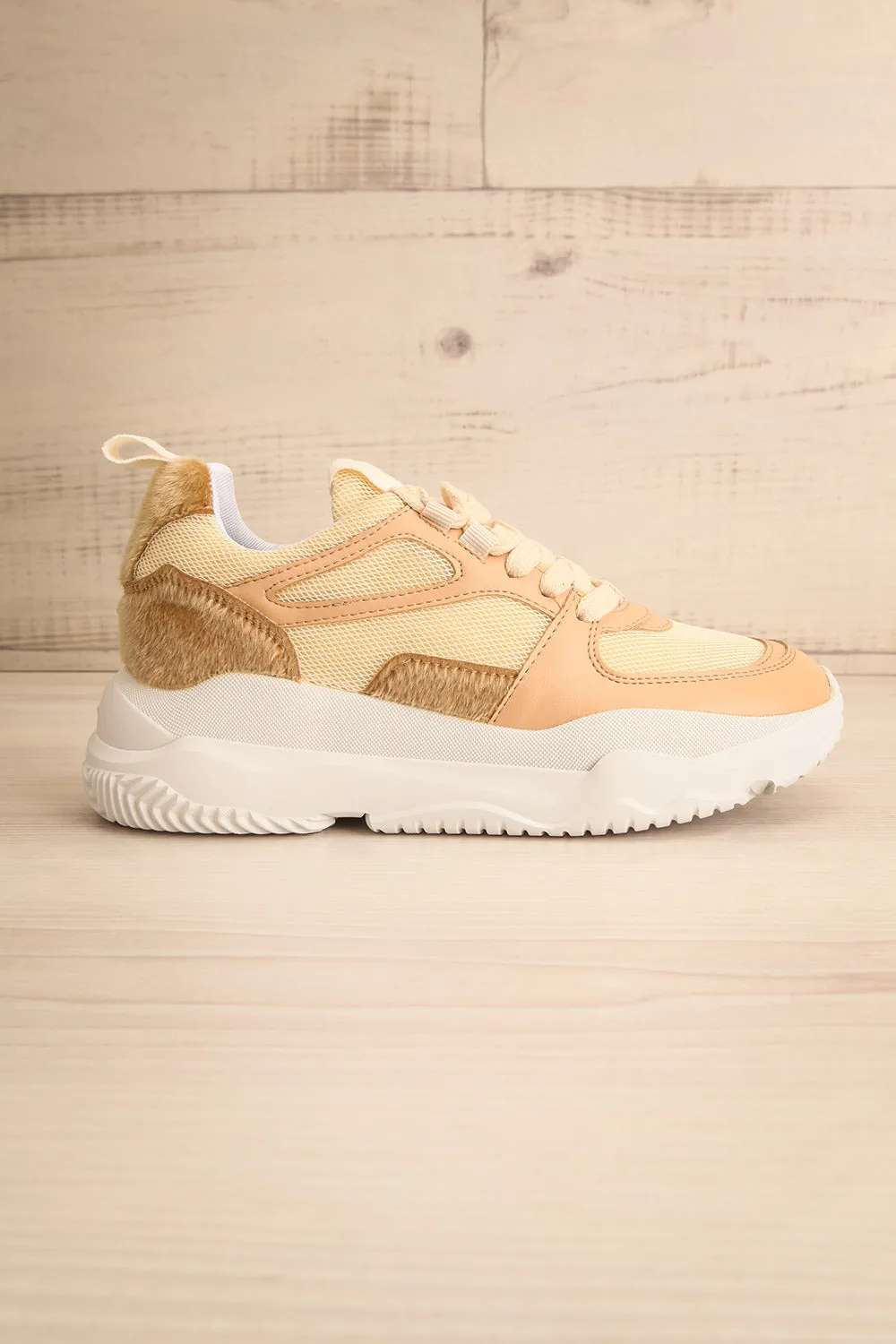 Hevye | Beige Lace-Up Sneakers w/ Faux-Fur Detail