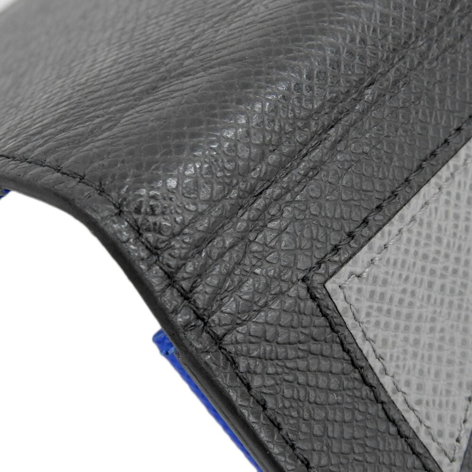Louis Vuitton blue Taiga Leather Long Wallet (Bi-Fold) (Pre-Owned)