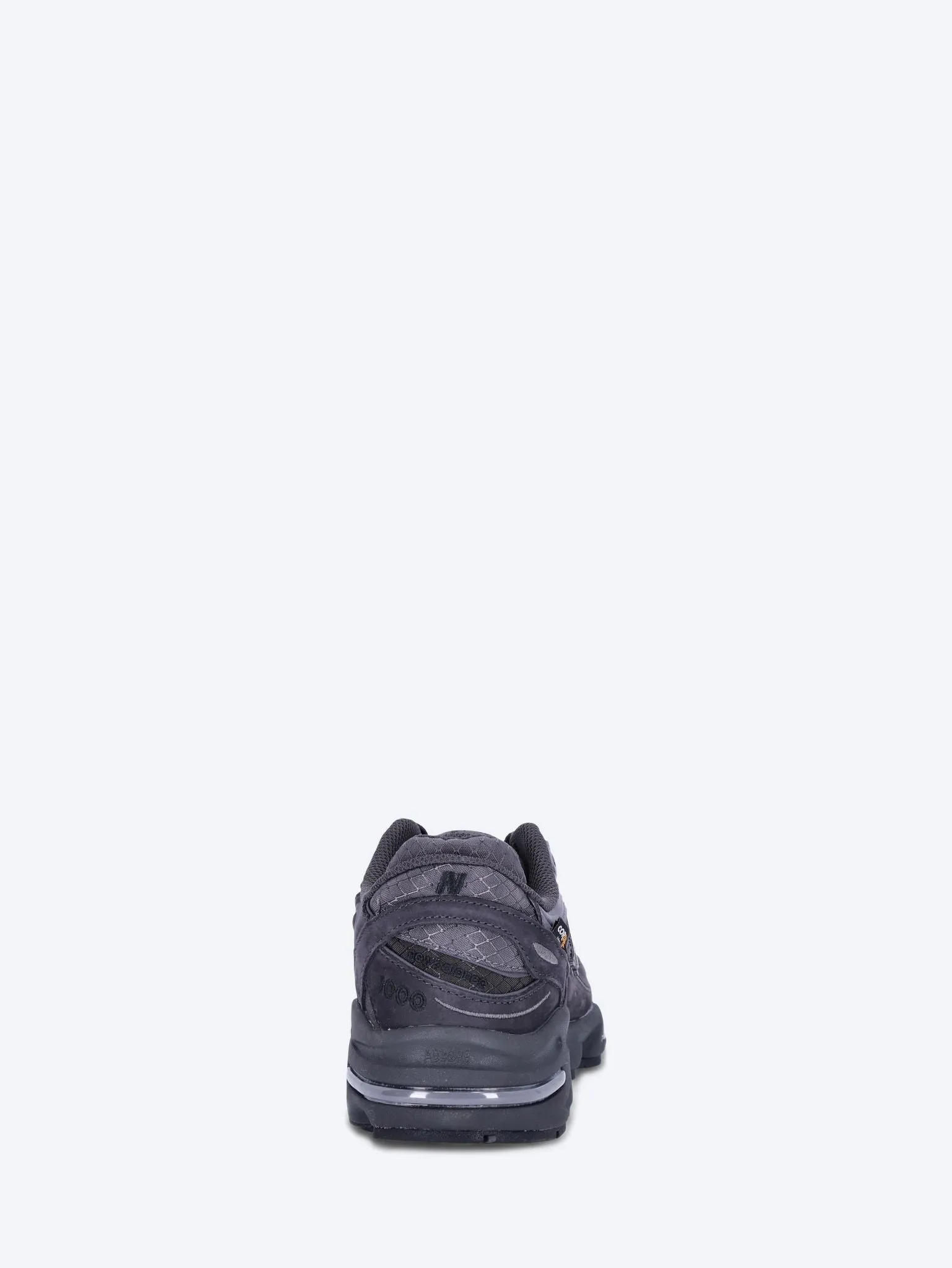 M1000nbb sneakers
