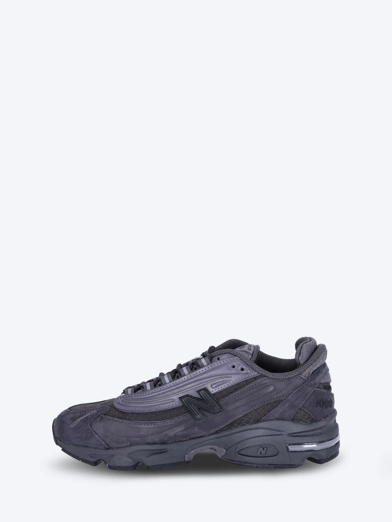 M1000nbb sneakers