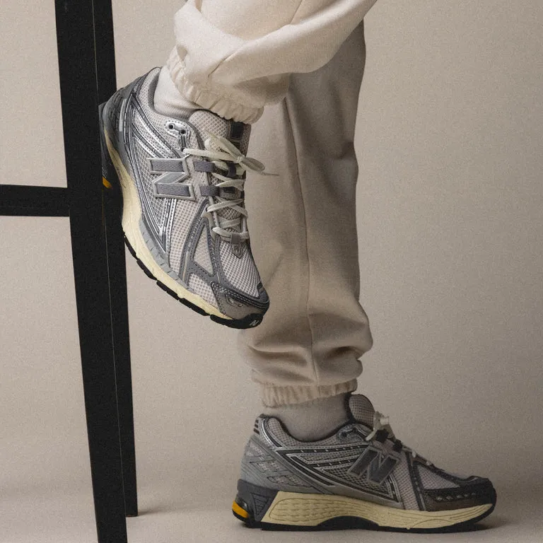 New Balance 1906