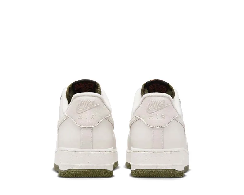 Nike Air Force 1 '07 LV8