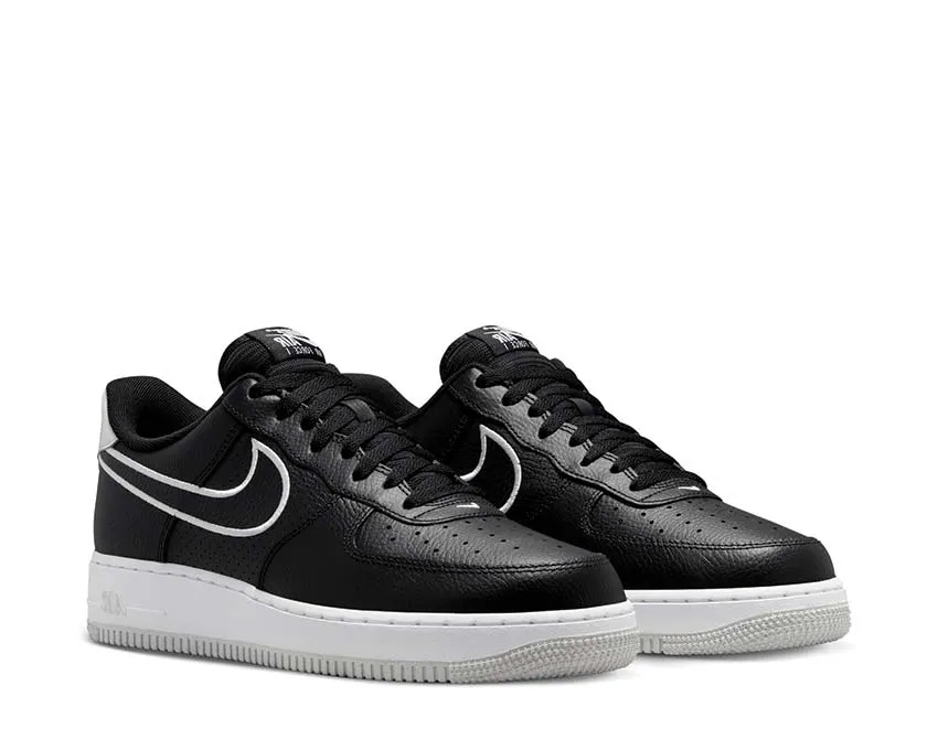 Nike Air Force 1 '07