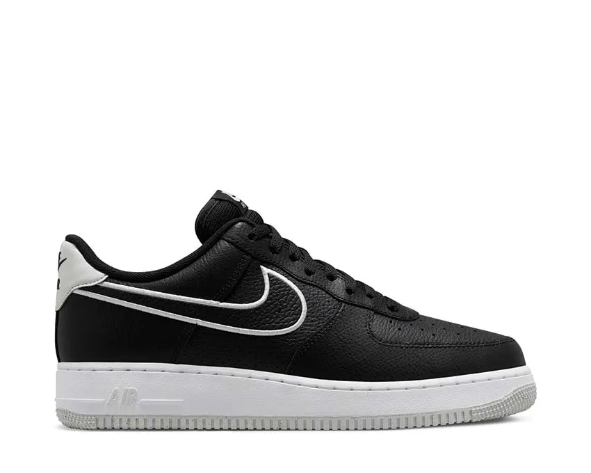 Nike Air Force 1 '07