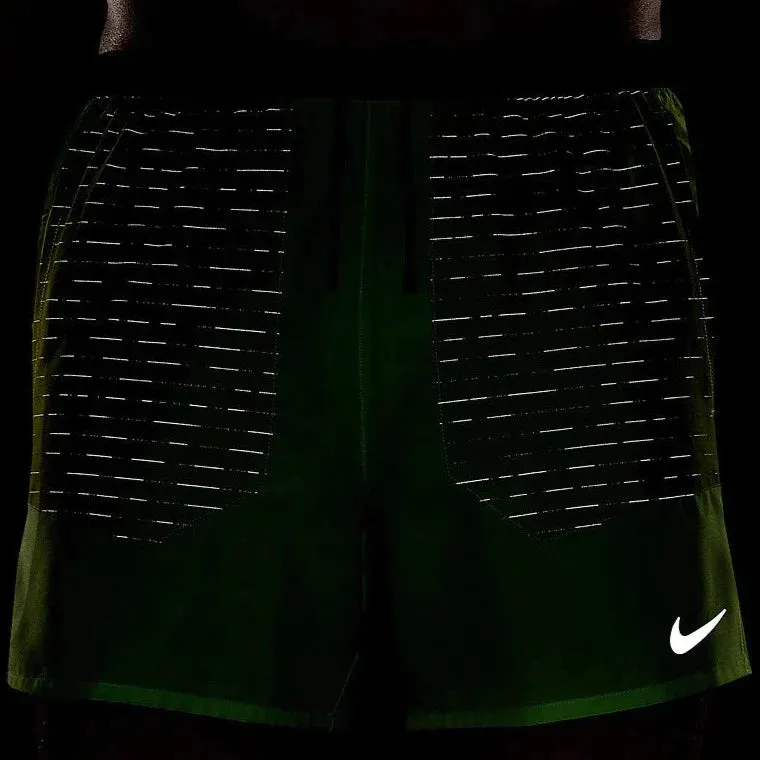 Nike Run Division Stride Shorts