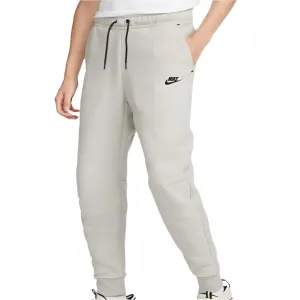 Nike Tech Slim Fit Sweatpants