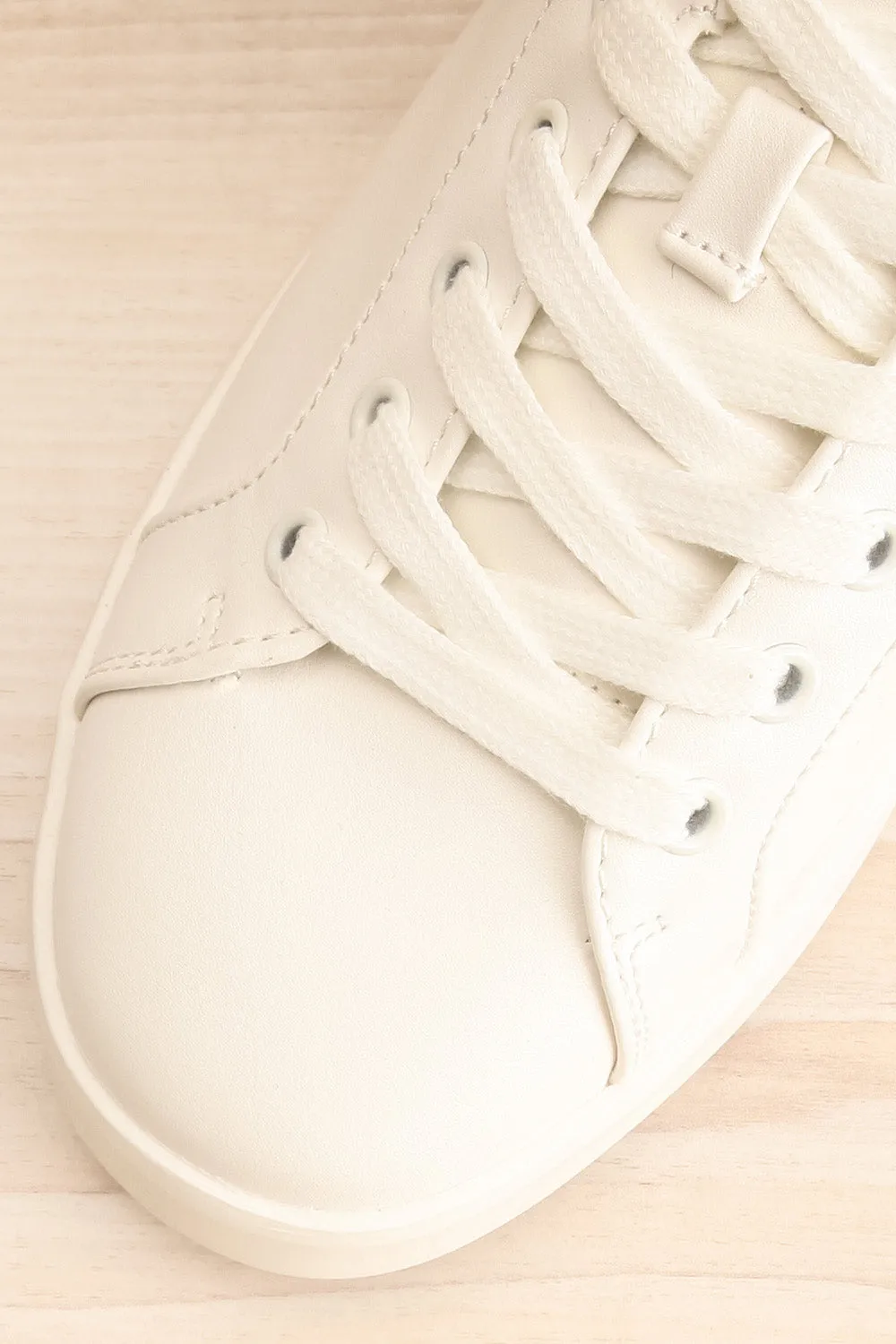Pyree | White Sneakers w/ Gold Detail