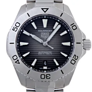 Tag Heuer Stainless Steel Wristwatch (Pre-Owned)