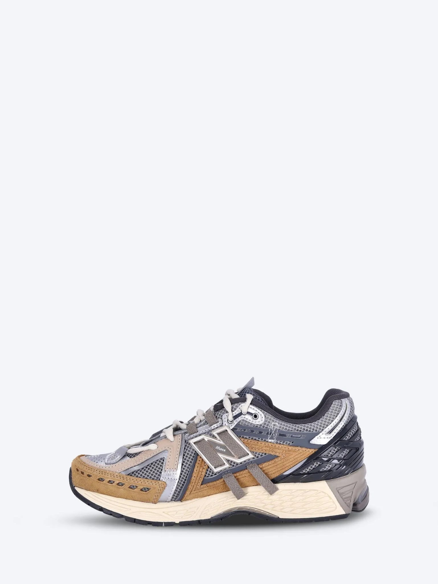 U1906aa sneakers