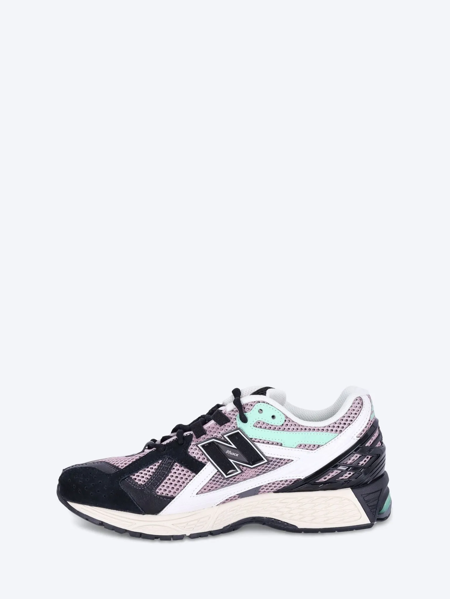 U1906nb sneakers