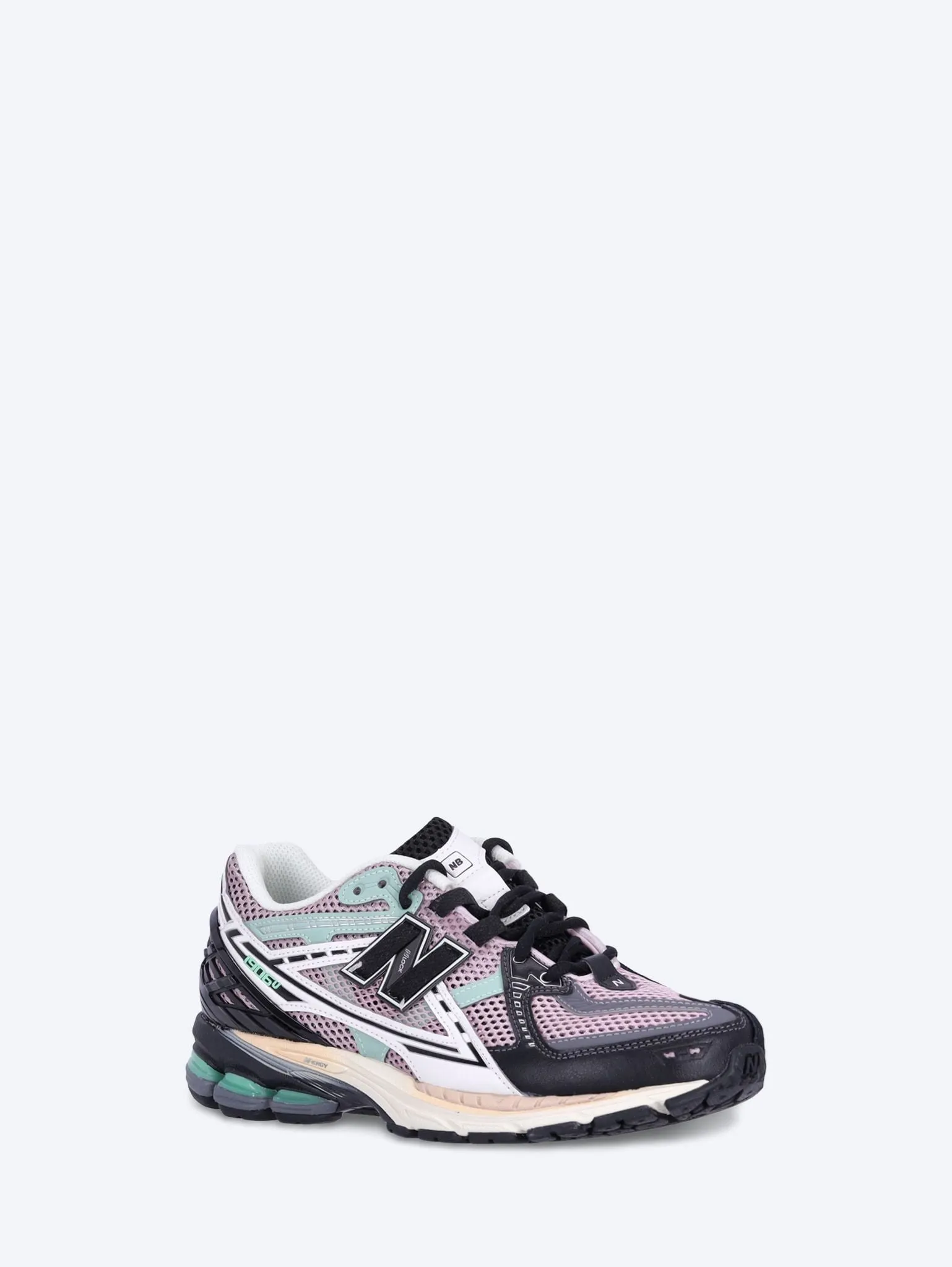 U1906nb sneakers