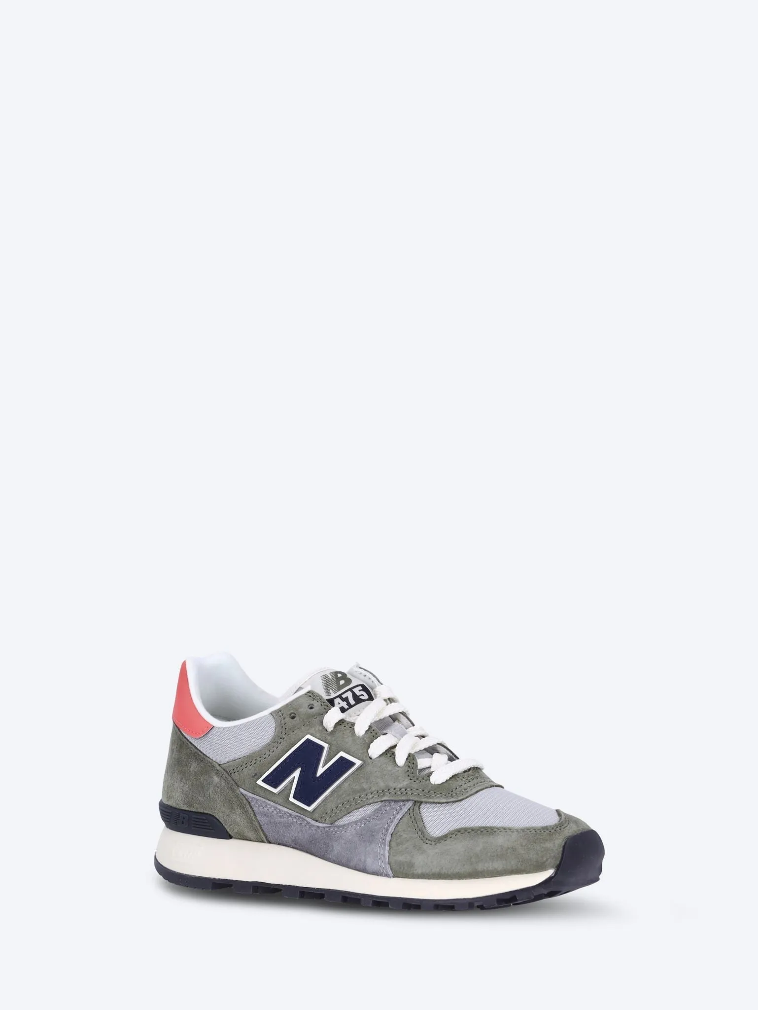 U475ba sneakers