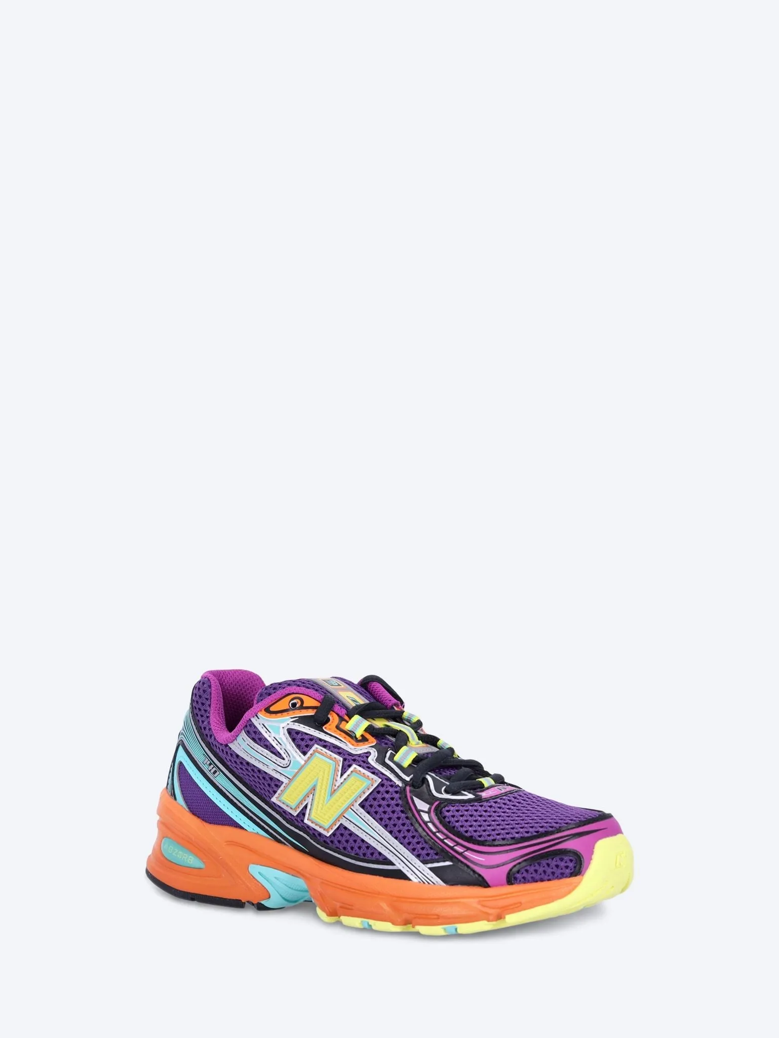 U740mc2 sneakers