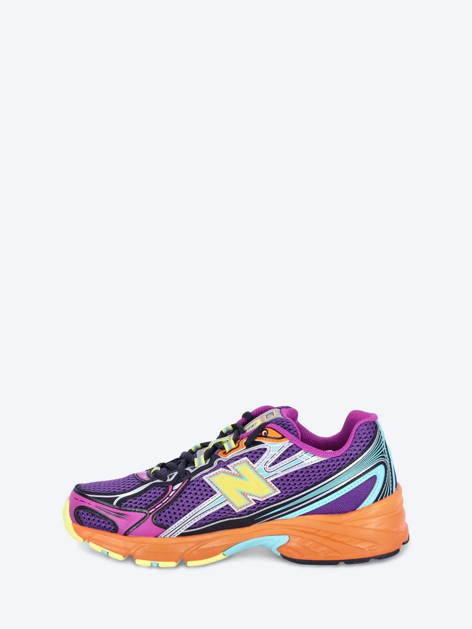U740mc2 sneakers