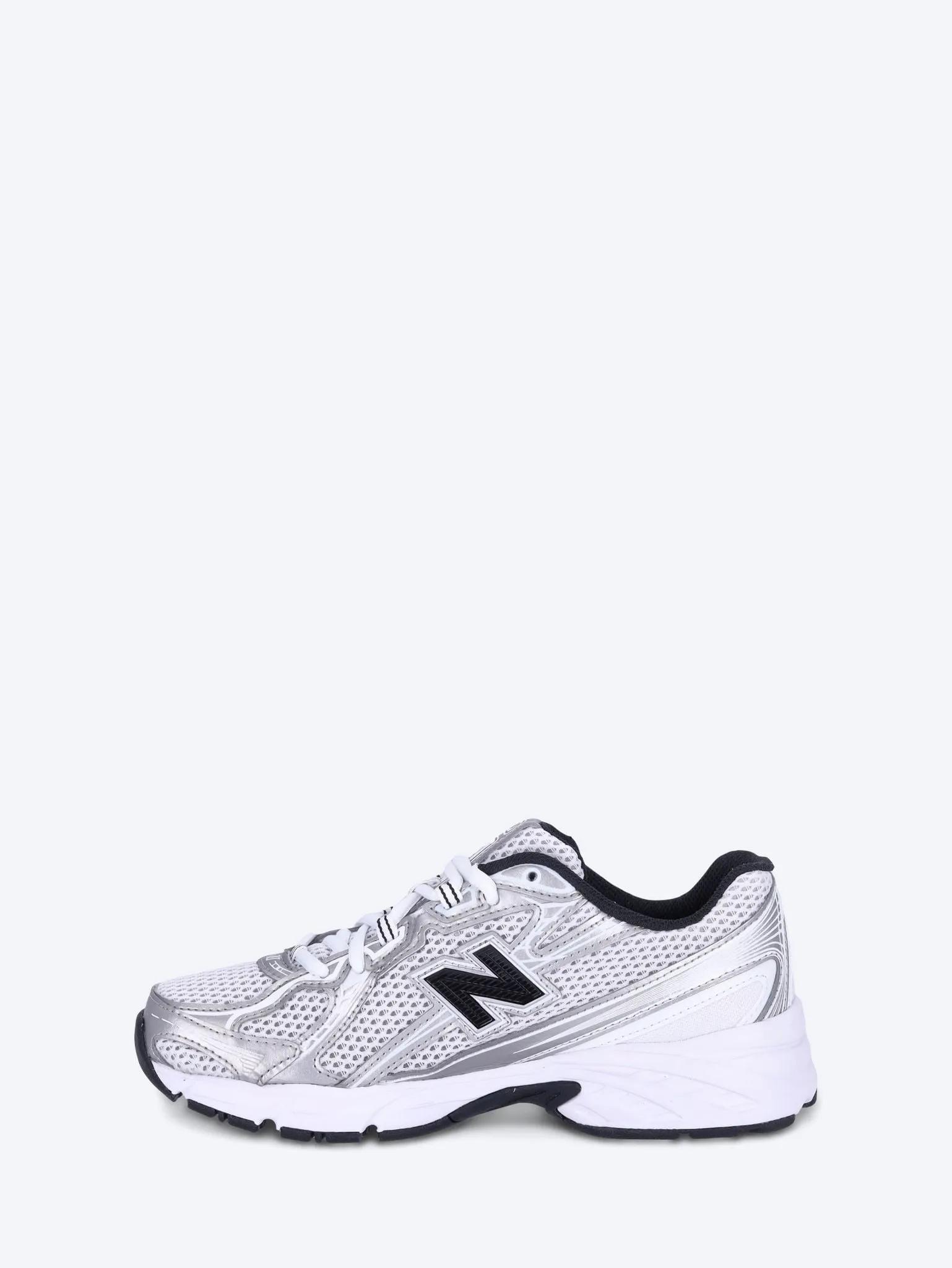 U740nw2 sneakers