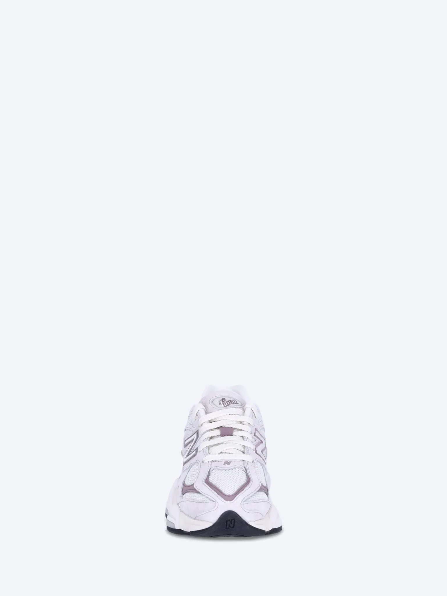 U9060eej sneakers