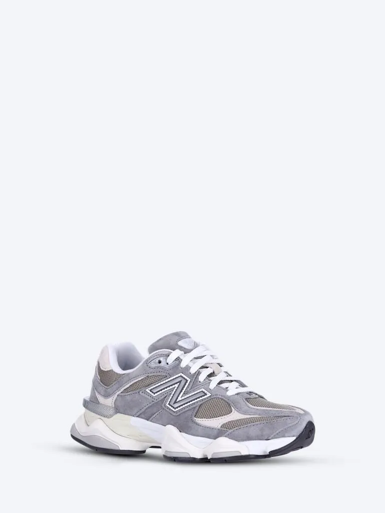 U9060lba sneakers