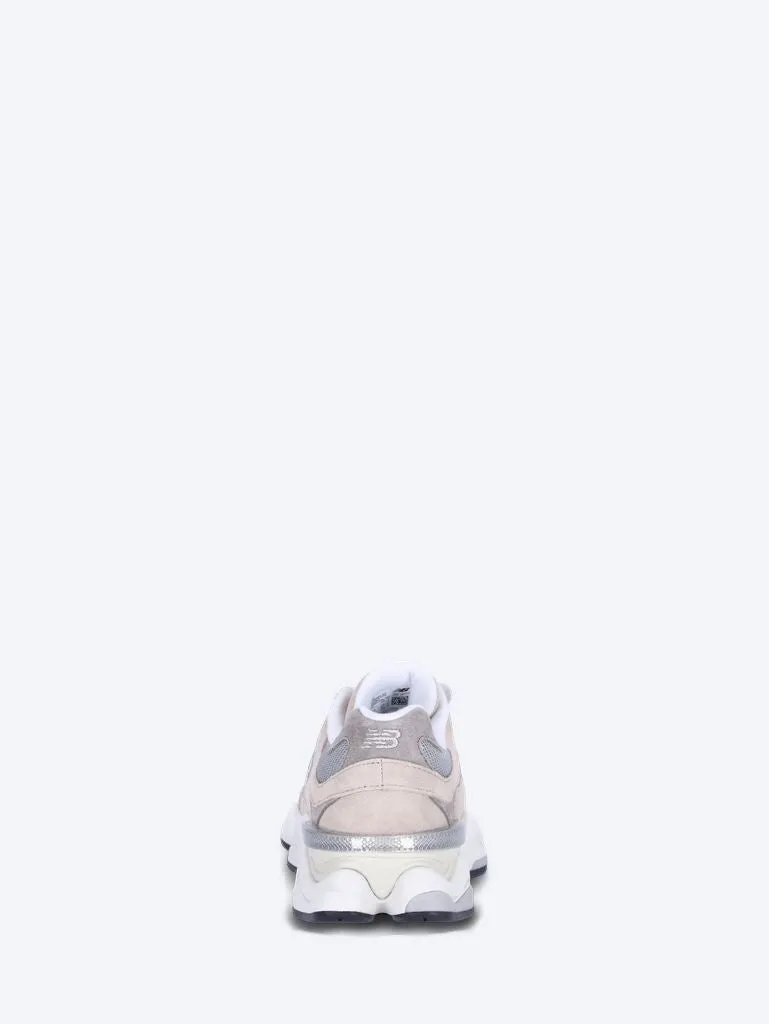 U9060lbd sneakers