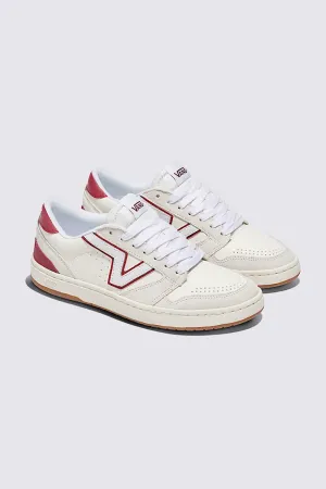 Vans Lowland 2.0 Sneakers in Red & White | VN000D6RCI1