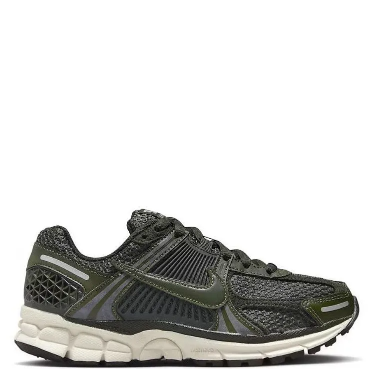 Womens Nike Vomero 5